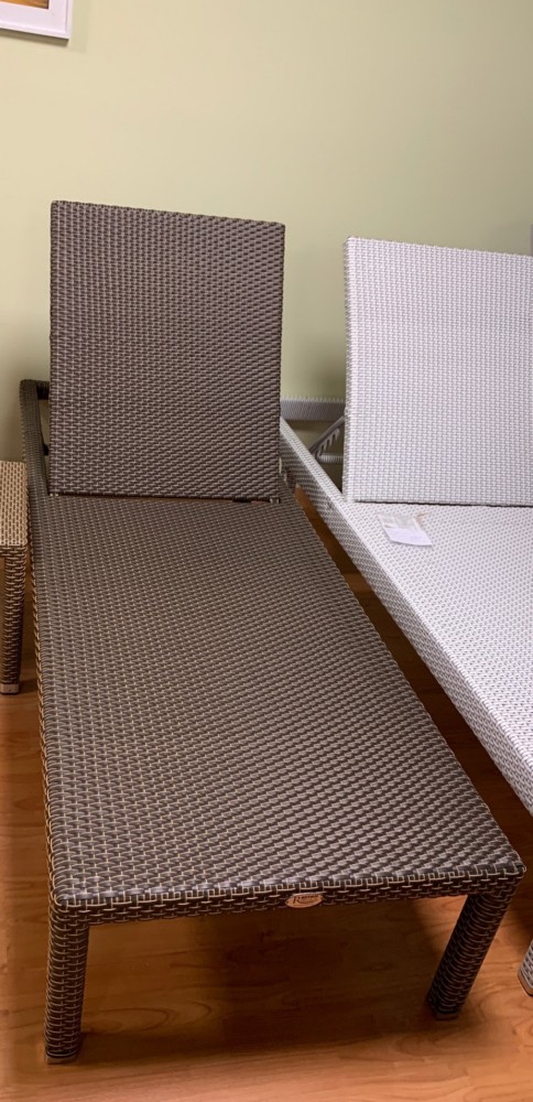 SOLIS DECK CHAIR