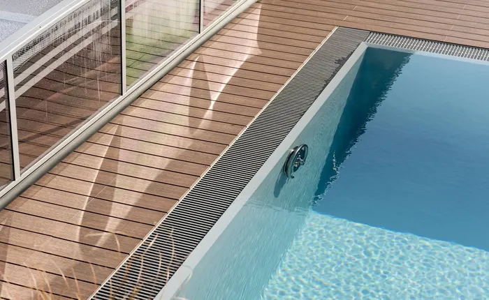 WPC decking referentna ambijentalna slika - WPC DECKING POLISANDER EURO RATAN1