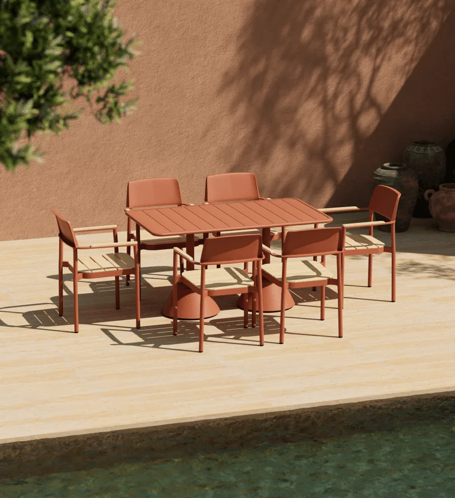 Alora Teak 4